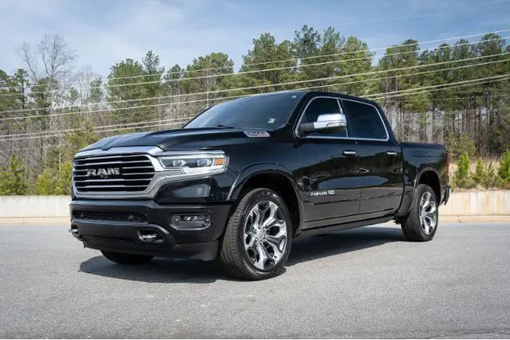 $32987 : Ram 1500 2021 4x4 Limited Lo image 3