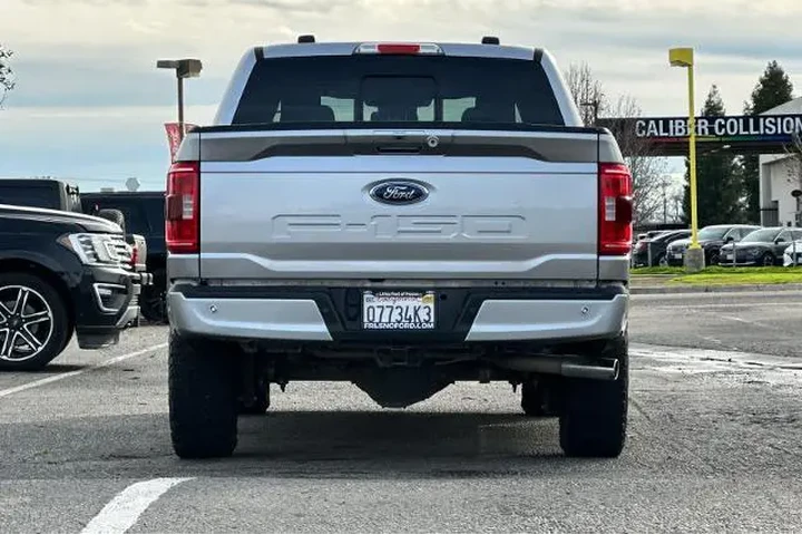 $30357 : Ford F-150 2021 4x4 XLT 4dr image 7