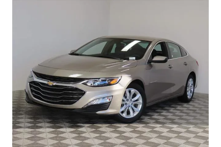 $19398 : Chevrolet Malibu 2024 LT 4dr image 1