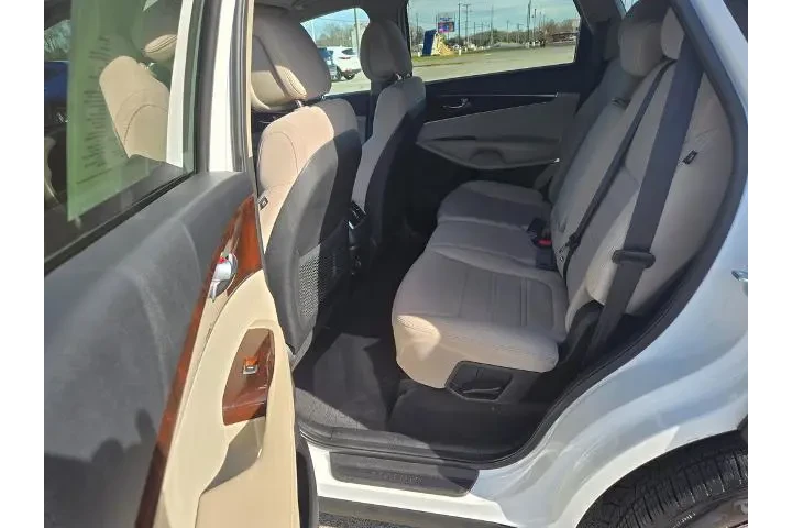 $12998 : Kia Sorento 2016 L 4dr SUV image 8