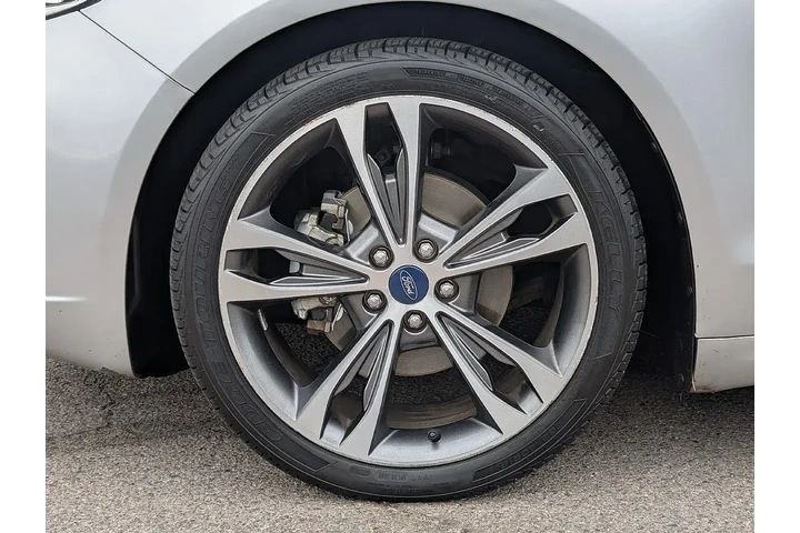$17590 : Ford Fusion 2020 Titanium 4d image 6