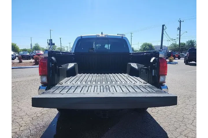 $29997 : Toyota Tacoma 2022 4x2 TRD O image 4