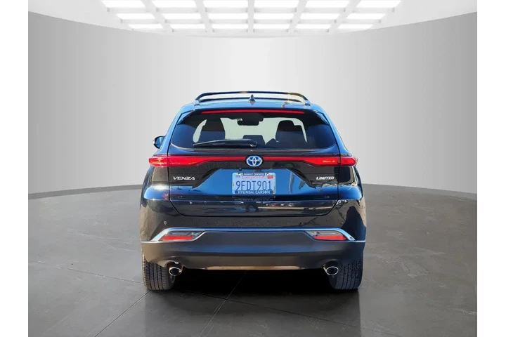 $34628 : Toyota Venza 2023 AWD Nights image 6