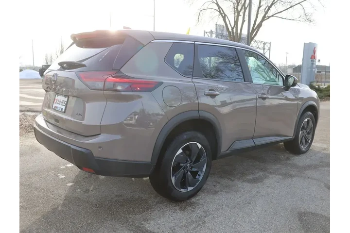 $23377 : Nissan Rogue 2025 AWD SV 4dr image 10