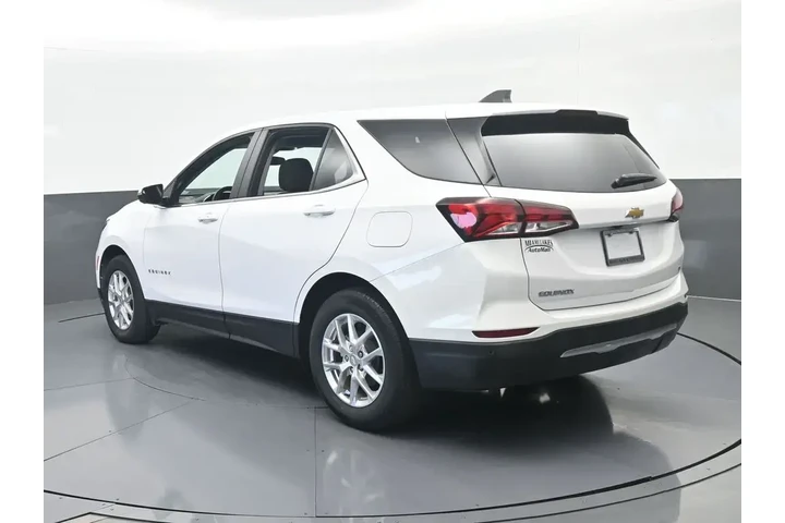 $19668 : Chevrolet Equinox 2023 LT 4d image 4