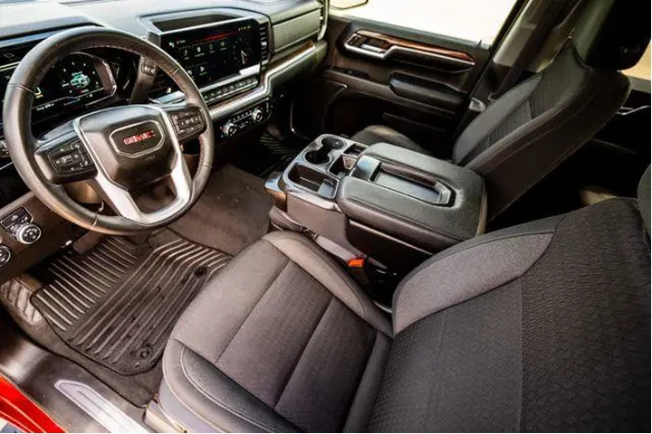 $39679 : GMC Sierra 1500 2023 4x2 Ele image 7