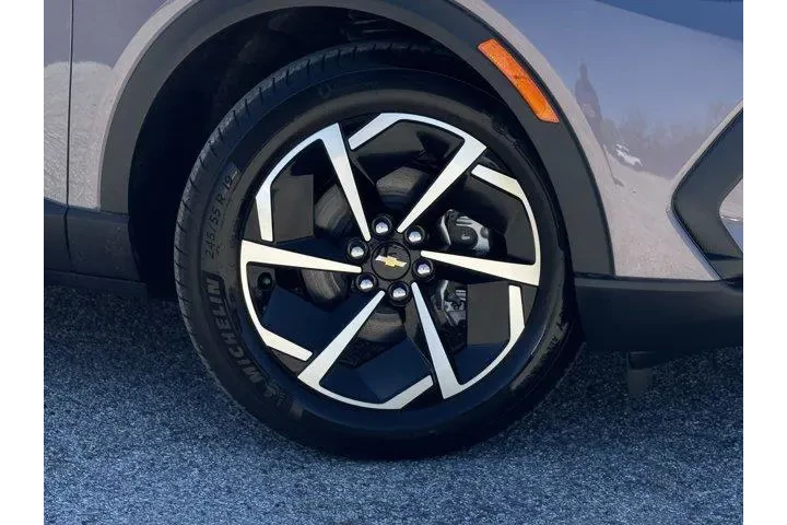 $28747 : Chevrolet Equinox EV 2026 LT image 3