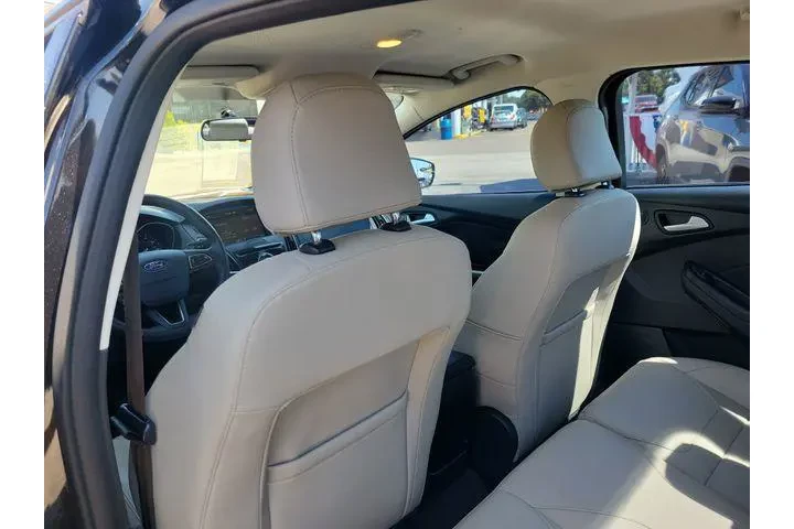 $8691 : Ford Focus 2015 Titanium 4dr image 8