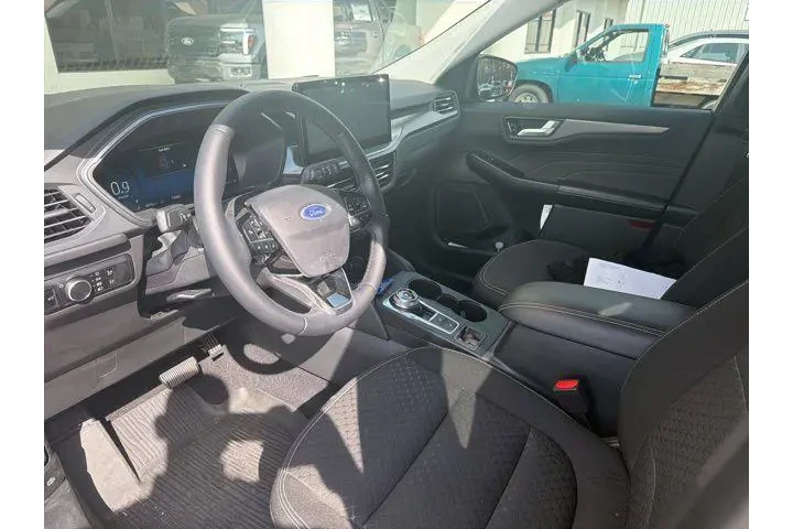 $24039 : Ford Escape 2023 Active 4dr image 7
