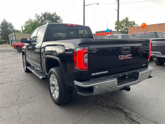 $26488 : 2017 GMC Sierra 1500 SLT, LEA image 9