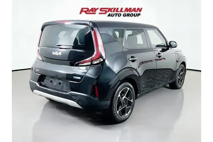 $19975 : Kia Soul 2023 EX 4dr Crossov image 7