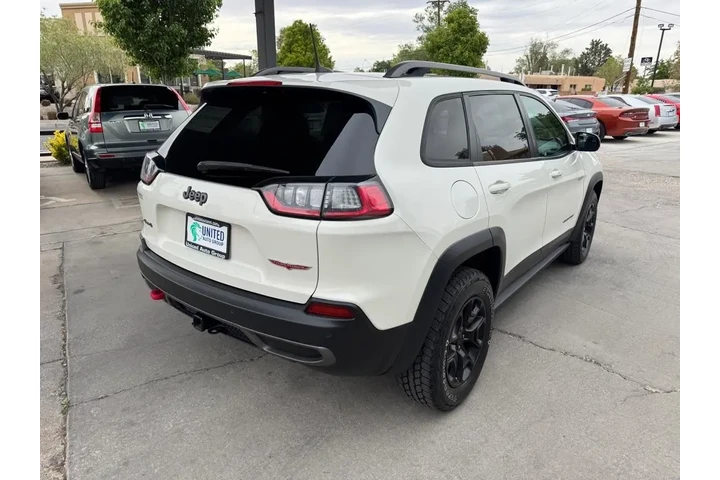 2019 Cherokee Trailhawk 4WD image 5