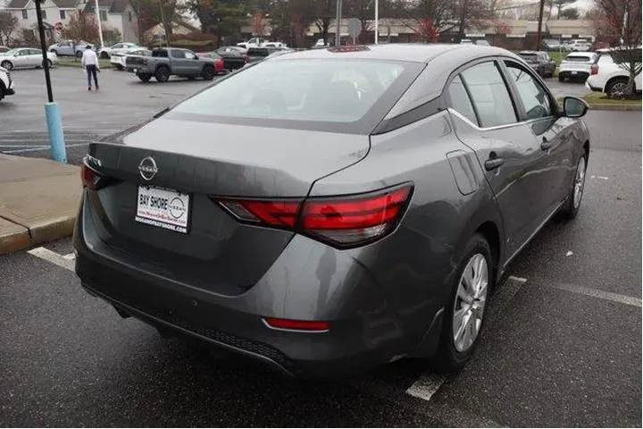 $15436 : Nissan Sentra 2024 S 4dr Sed image 5