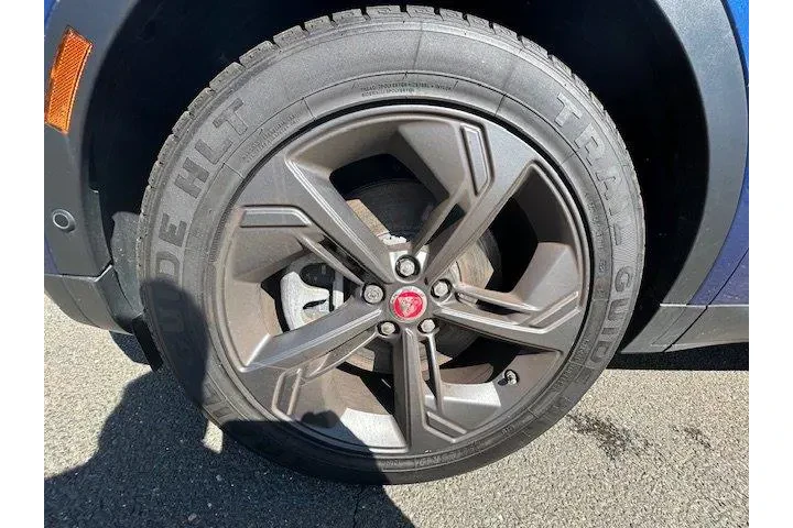 $24595 : Jaguar E-PACE 2021 AWD P250 image 9