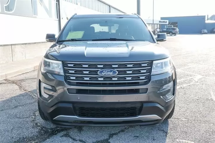 $11949 : 2017 Explorer XLT image 2