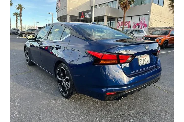 $22995 : Nissan Altima 2023 2.5 SR 4d image 5