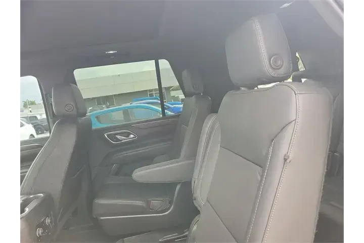 Chevrolet Tahoe 2022 4x2 LT image 8