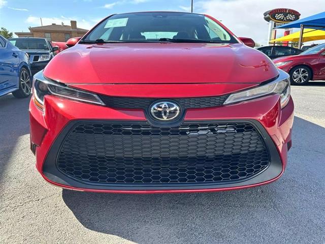 $19995 : Pre-Owned 2021 Corolla LE Sed image 3