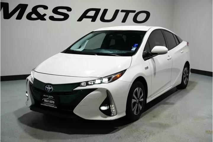 $18035 : 2017 Prius Prime image 3