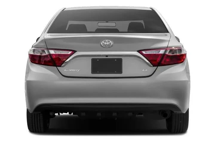 Toyota Camry 2017 SE 4dr Sed image 5