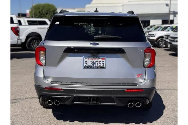 $39991 : Ford Explorer 2024 AWD ST 4d image 8