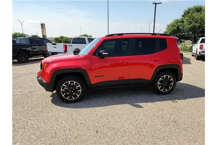 $20950 : Jeep Renegade 2023 4x4 Uplan image 2