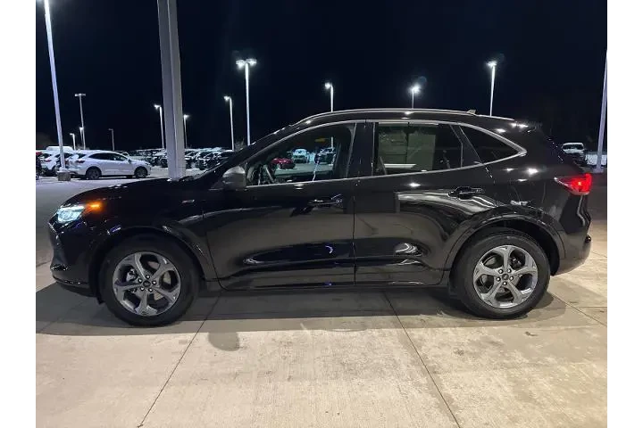 $25900 : Ford Escape 2023 AWD ST-Line image 4