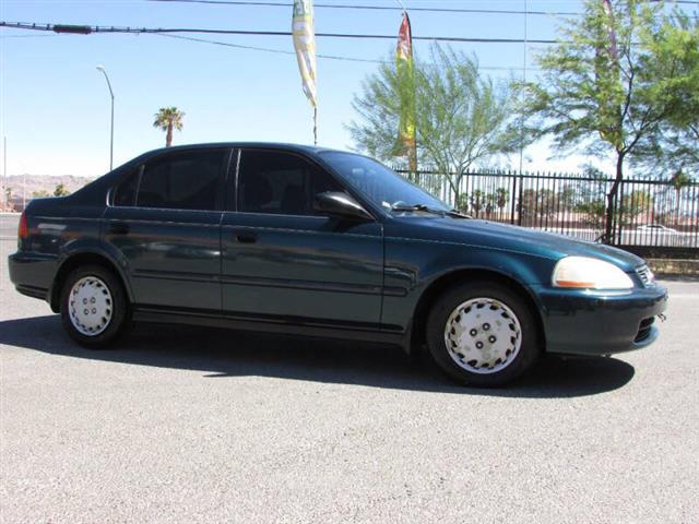 $3995 : 1997 Civic DX image 4