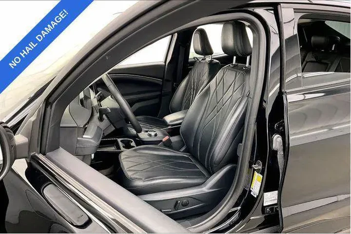 $22990 : Ford Mustang Mach-E 2021 Cal image 8
