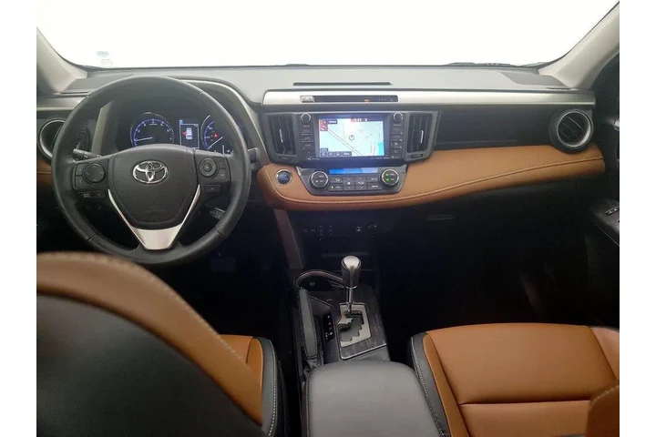 $27998 : Toyota RAV4 2017 Platinum 4d image 9