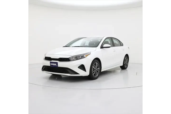 $17998 : Kia Forte 2024 LXS 4dr Sedan image 4