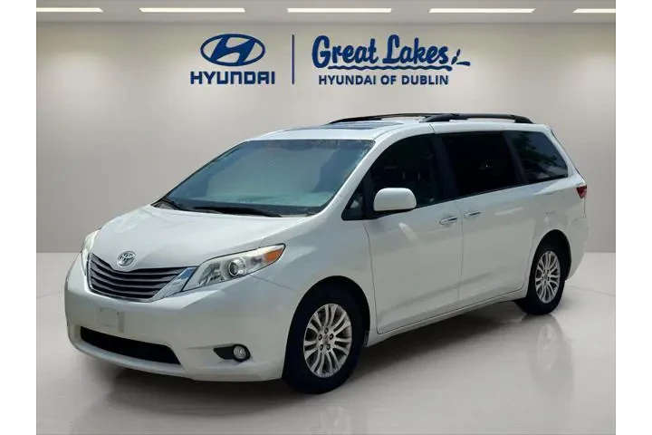 $20566 : Toyota Sienna 2017 XLE 7-Pas image 2