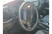 $31000 : Toyota Tacoma 2021 4x2 TRD O thumbnail