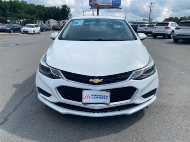 2017 Cruze image 2