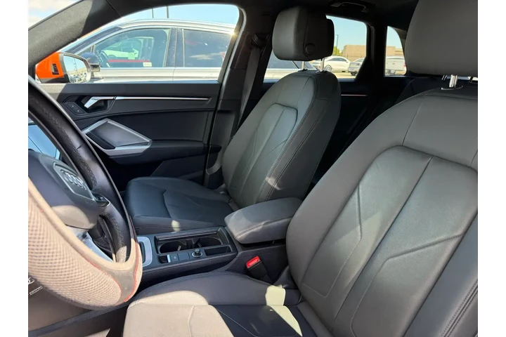 $25750 : Audi Q3 2022 AWD quattro S l image 5