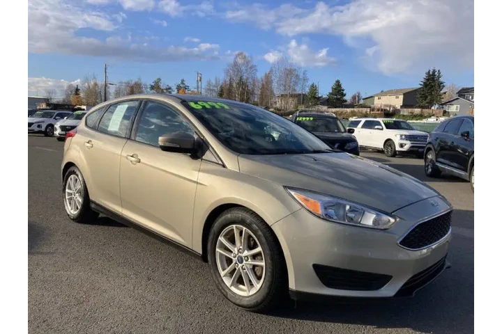 $6999 : 2016 Focus SE image 4