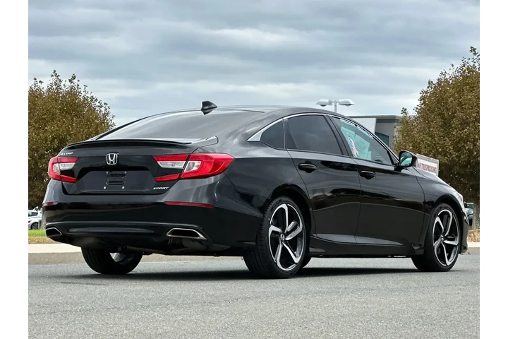 $27591 : Honda Accord 2022 Sport 4dr image 4
