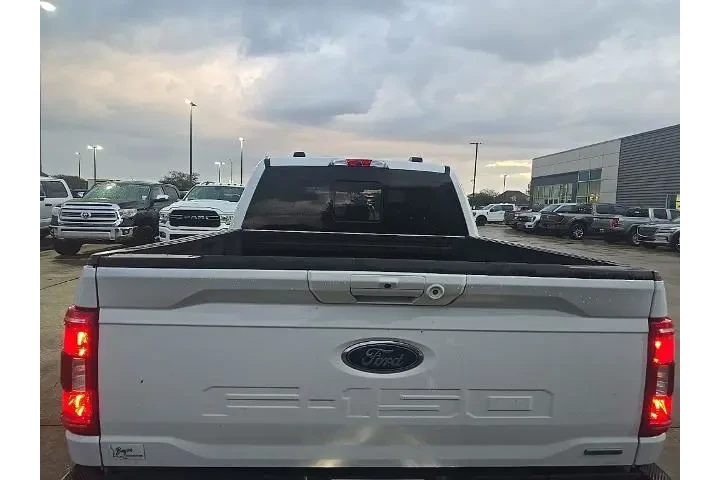 $28980 : Ford F-150 2021 4x4 XLT 4dr image 7