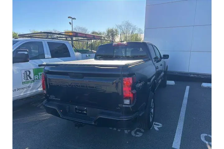 $33992 : Chevrolet Colorado 2023 4x4 image 3