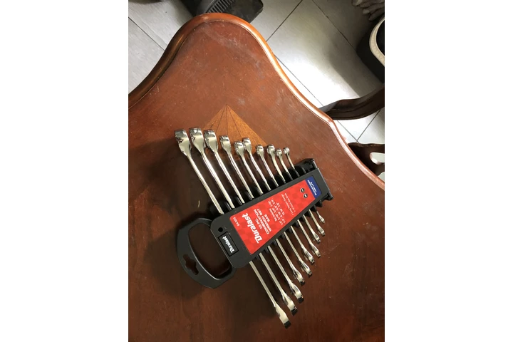 $97 : Herramienta de marca conocida image 10