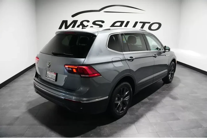 $18988 : 2023 Tiguan SE image 9