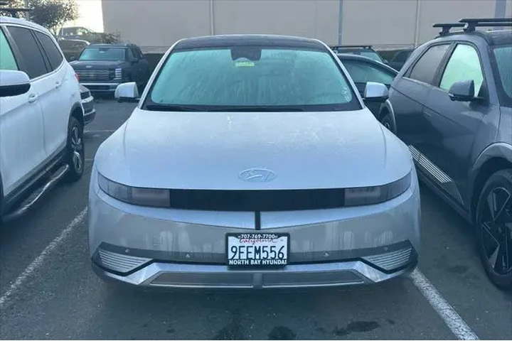 $28990 : Hyundai IONIQ 5 2023 AWD Lim image 5