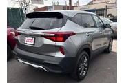 $16895 : Kia Seltos 2023 AWD LX 4dr S thumbnail