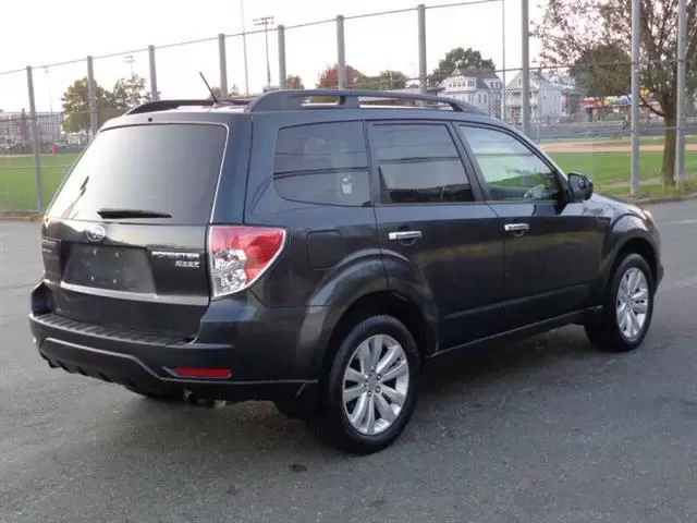 $7950 : 2012 Forester 2.5X Premium image 7