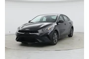 $18998 : Kia Forte 2023 LXS 4dr Sedan thumbnail