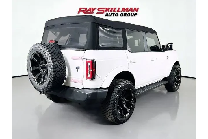 $39975 : Ford Bronco 2023 4x4 Outer B image 7