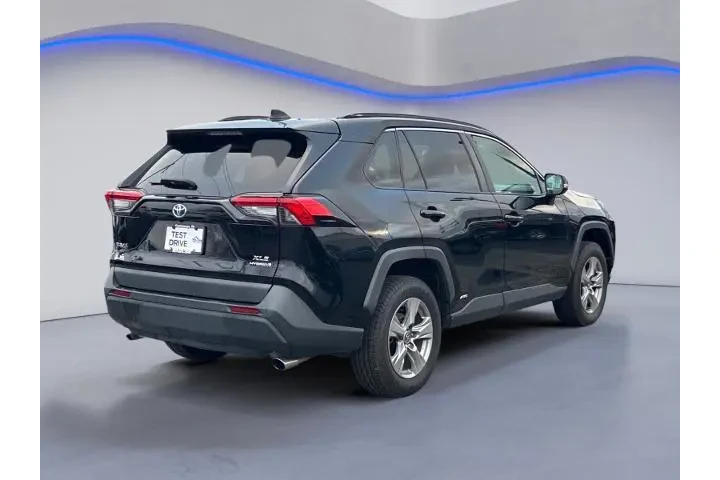 $25029 : Toyota RAV4 Hybrid 2023 AWD image 9