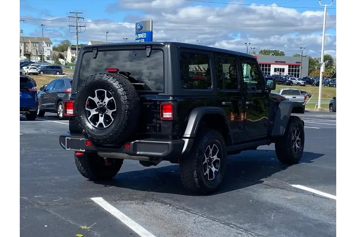 $36885 : Jeep Wrangler Unlimited 2021 image 5