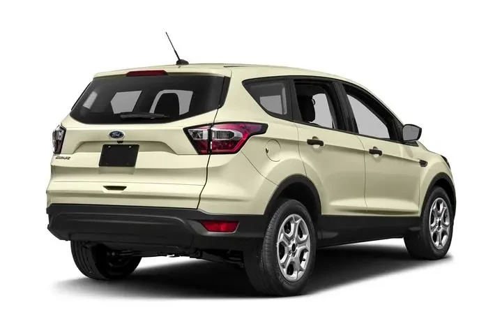 $4200 : Ford Escape 2017 S 4dr SUV image 3