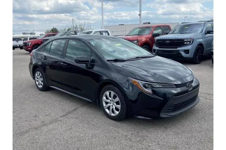 $21895 : Toyota Corolla 2023 LE 4dr S image 2